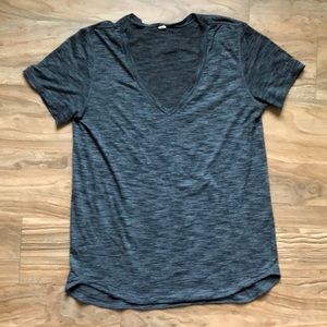 Lululemon T-Shirt sz 10🌟